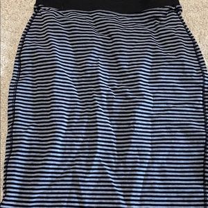 old navy skirt medium
